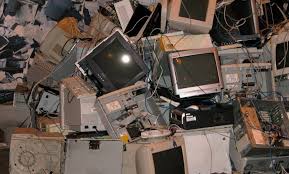 أهمية اعادة تدوير النفايات الالكترونية و أثرها على البيئة